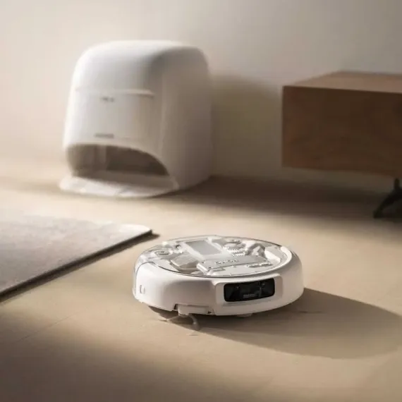 Робот-пылесос DJI ROMO A (версия с резервуаром для воды)