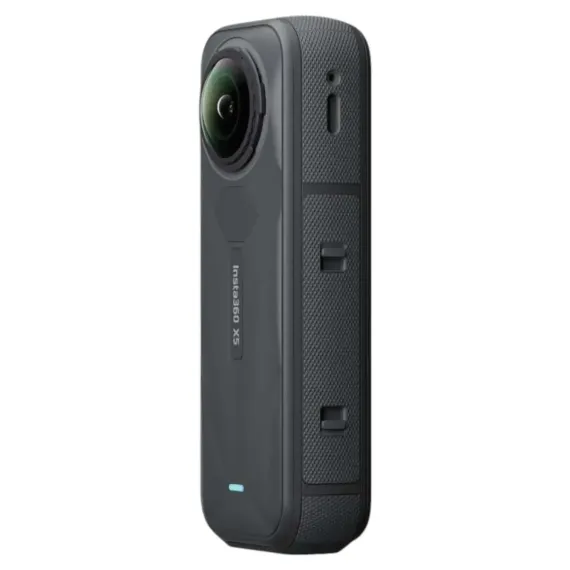 Экшн-камера Insta360 X5 Essentials Bundle, 360° 8К, 72 МП